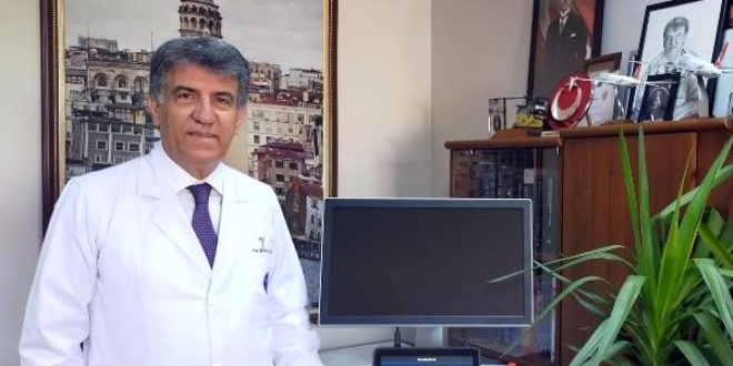 Profesör, vefa borcunu eko kardiyografi cihazı ile ödedi