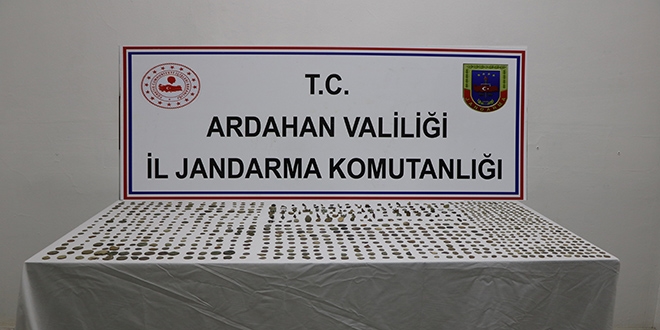 İlaç kutusundan Bizans dönemine ait tarihi eserler çıktı