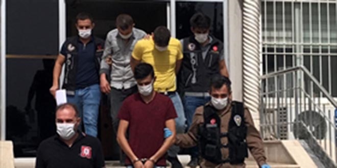 Cezaevinden izinli çıktılar, uyuşturucu operasyonunda yakalandılar