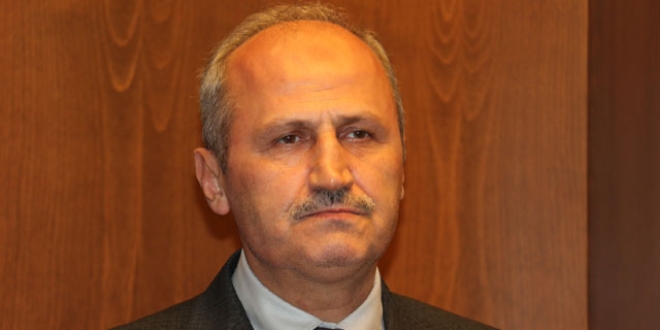 Eski Bakan Cahit Turhan koronavirüse yakalandı