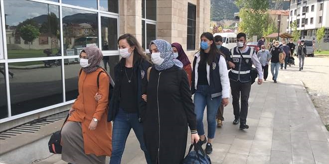 Kütahya'da FETÖ operasyonunda 21 şüpheli gözaltına alındı