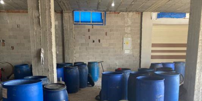 Adana'da 3 bin 220 litre sahte içki ele geçirildi