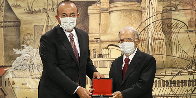 Sami Kohen'e 'Dışişleri Bakanlığı Üstün Hizmet Ödülü'