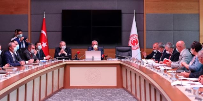 Enerji alanında düzenlemeler içeren teklif komisyondan geçti