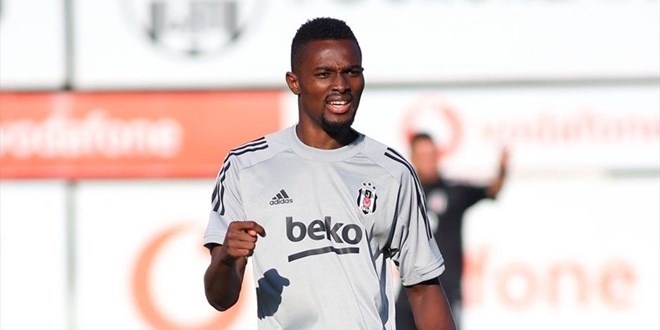 Beşiktaşlı futbolcunun Covid-19 testi pozitif çıktı