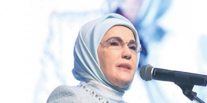 'Her ev bir okul olsun' kampanyasına 100 bilgisayar