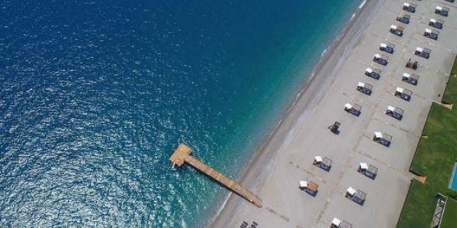 Antalya'ya en çok turist Rusya ve Ukrayna'dan geldi