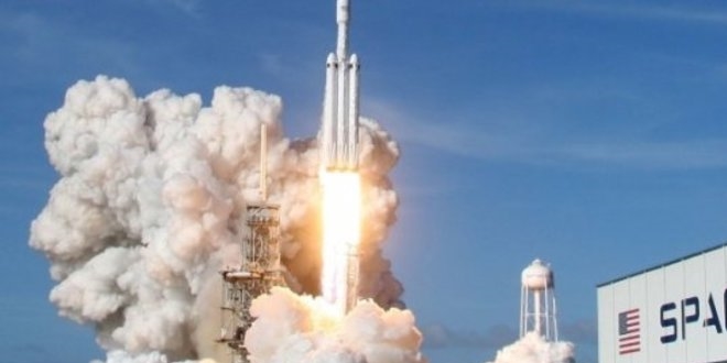 SpaceX, 60 internet uydusunu daha uzaya fırlattı