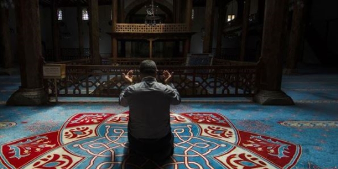 İçinde zamanın durduğu mekan: Eşrefoğlu Camisi