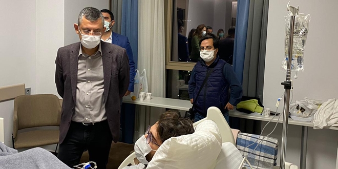 Özgür Özel'in vücut dili gündem oldu
