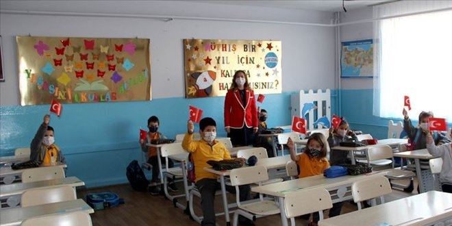 Yüz yüze eğitimde üçüncü aşama bugün başlıyor
