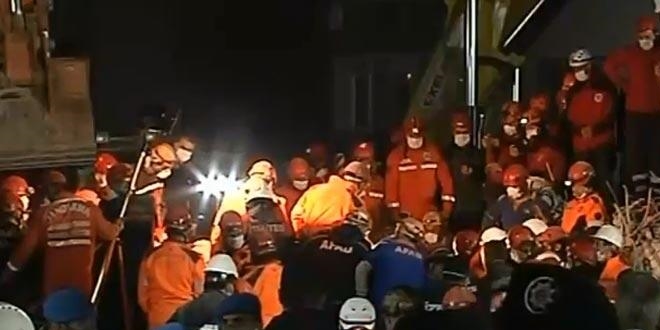 İzmir depreminde mucize beklentisi: Gözler oraya çevrildi