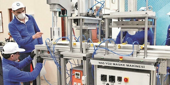 Meslek liseleri şimdi de makine üretiyor