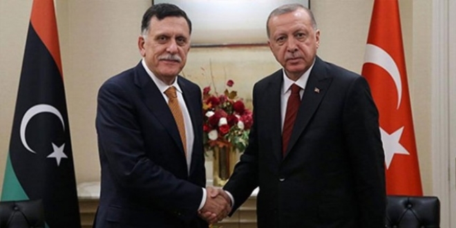 İstifadan Cumhurbaşkanı Erdoğan vazgeçirdi