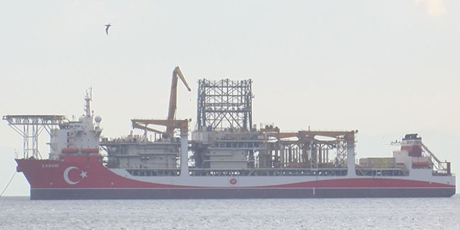 'Kanuni Sondaj Gemisi' Yenikapı açıklarında