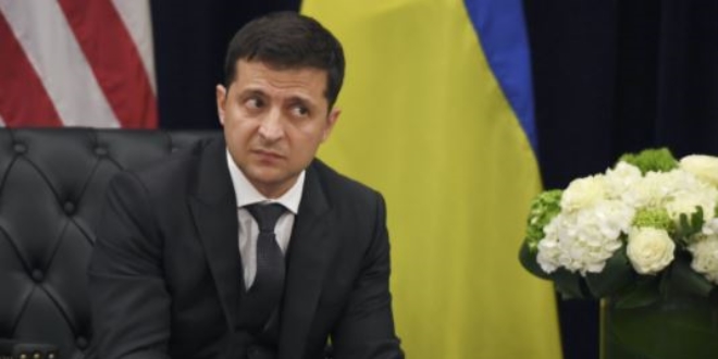 Ukrayna devlet bakan Zelensky Covid-19'a yakaland