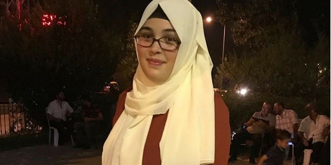 İp atlarken düşen genç kız hayatını kaybetti