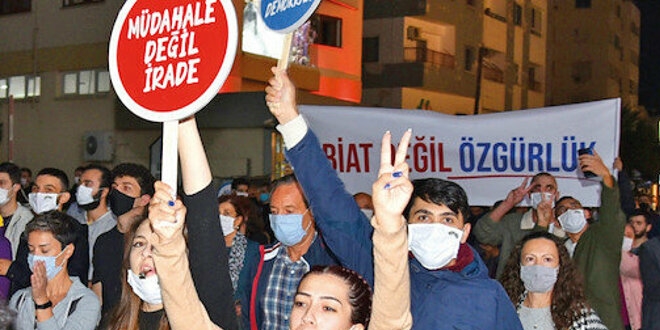 KKTC'de kaos yürüyüşü