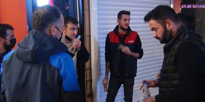 Sivil kıyafetle denetime çıktı, sigara içenleri affetmedi