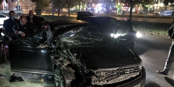 Orhaneli Belediye Başkanı, trafik kazasında yaralandı