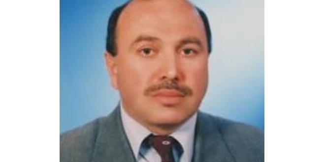 Eşi ve çocukları da tedavi gören öğretmen koronavirüse yenildi
