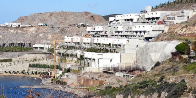Turizm merkezlerinde kaçak yapıya geçit verilmiyor