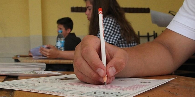 LGS içeriği değişirse 5 milyon yardımcı kitap çöp olacak