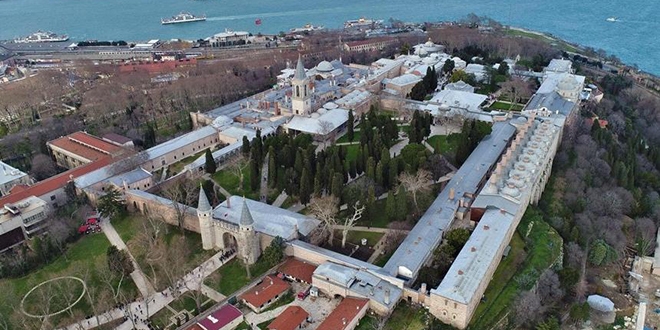 'Topkapı Sarayı'nda ağaç katliamı' haberine yalanlama