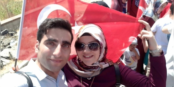 Genç öğretmen koronavirüse yenik düştü