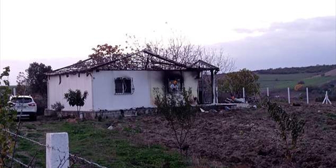 Silivri'de bir evde çıkan yangında 2 kardeş hayatını kaybetti