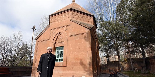'Yaşayan İnsan Hazinesi' Tahsin Kalender hayatını kaybetti
