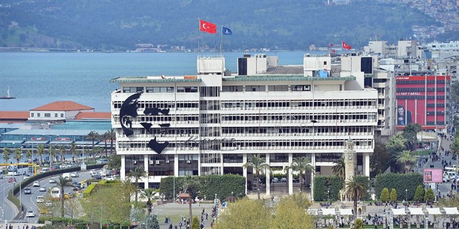 İzmir Büyükşehir Belediye binası için yıkım kararı