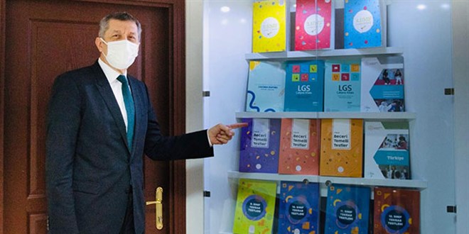Bakan Selçuk: Soru setlerimiz 38 milyon kez görüntülendi