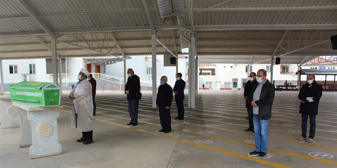 Bu ilde cenazelere katılımda 15 kişi sınırı getirildi