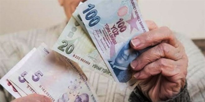 Düşük maaşa 'seyyanen' zam talebi