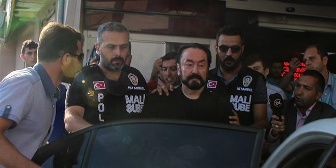 Adnan Oktar suç örgütü sanığı: Çok büyük baskı var, örgütten ayrılmak imkansız