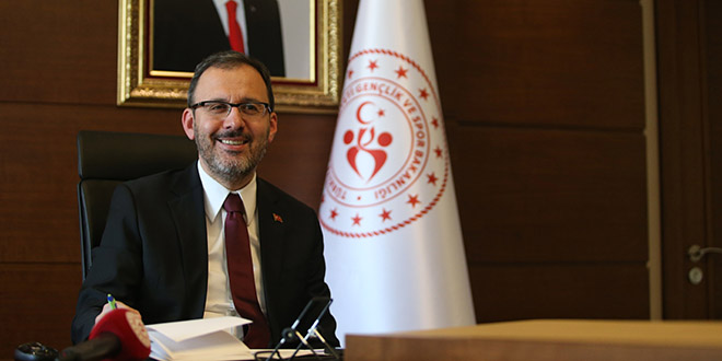 Bakan Kasapoğlu ve eşi koronavirüse yakalandı