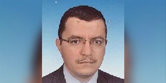 Kalp krizi geçiren öğretim üyesi hayatını kaybetti