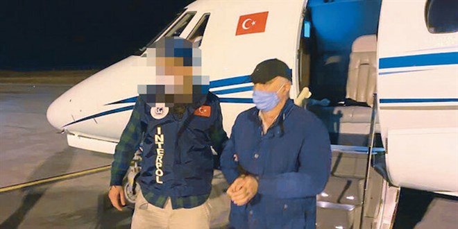 Cezayir'den getirilen FETÖ'cü hepsini deşifre etti