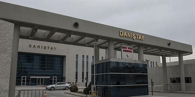Danıştay eski üyesi Erol'a FETÖ üyeliğinden 7 yıl 6 ay hapis cezası