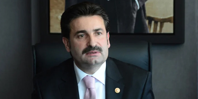 Gelecek Partili Ayhan Sefer Üstün'ün evine silahlı saldırı düzenlendi