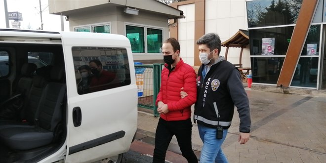 Sahte avukat, adliyede duruşmaya girmek isterken yakalandı