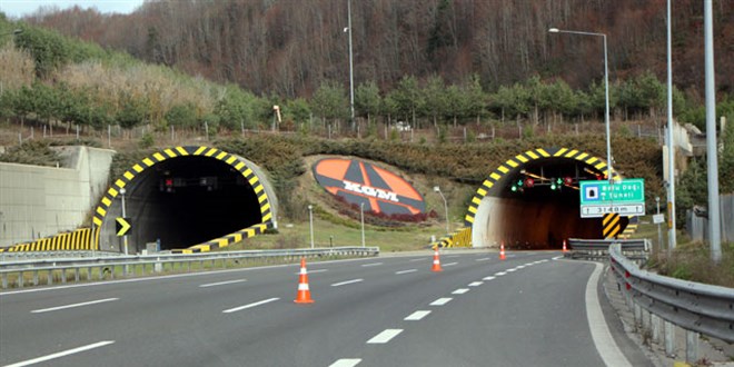 TEM'in Bolu Dağı geçişi, en sakin günlerini yaşıyor
