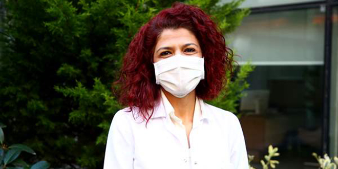 Doktor, 6 ay arayla koronavirüse ikinci kez yakalandı