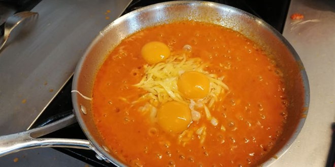Çakallı menemeni ustaları: Menemen, 7/24 soğansız olur