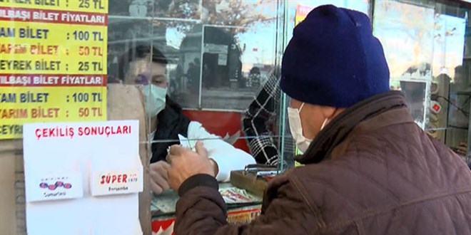 Byk ikramiye bir kiiye isabet edene kadar ekilecek