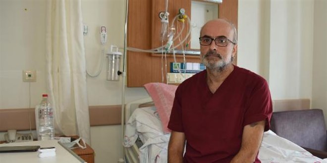 Virüsü yenen doktor: Peçete ve kürdandan bile bulaşabilir