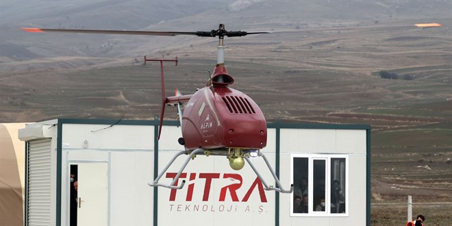 İnsansız helikopter havada limitleri zorlayacak