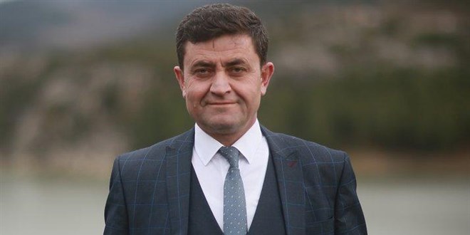 MHP'li Belediye Başkanı kızını itfaiye eri olarak işe aldı