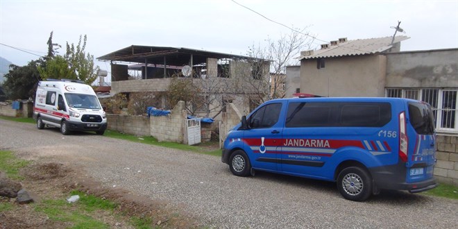 Uzman çavuş, eşi ve kızı kazada hayatını kaybetti